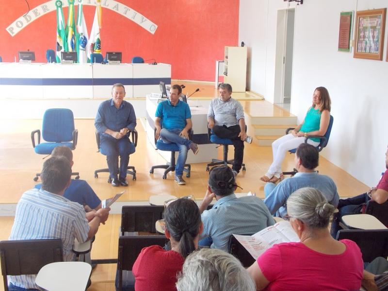 Sindicato dos Trabalhadores realiza Audiência Publica no espaço do plenário